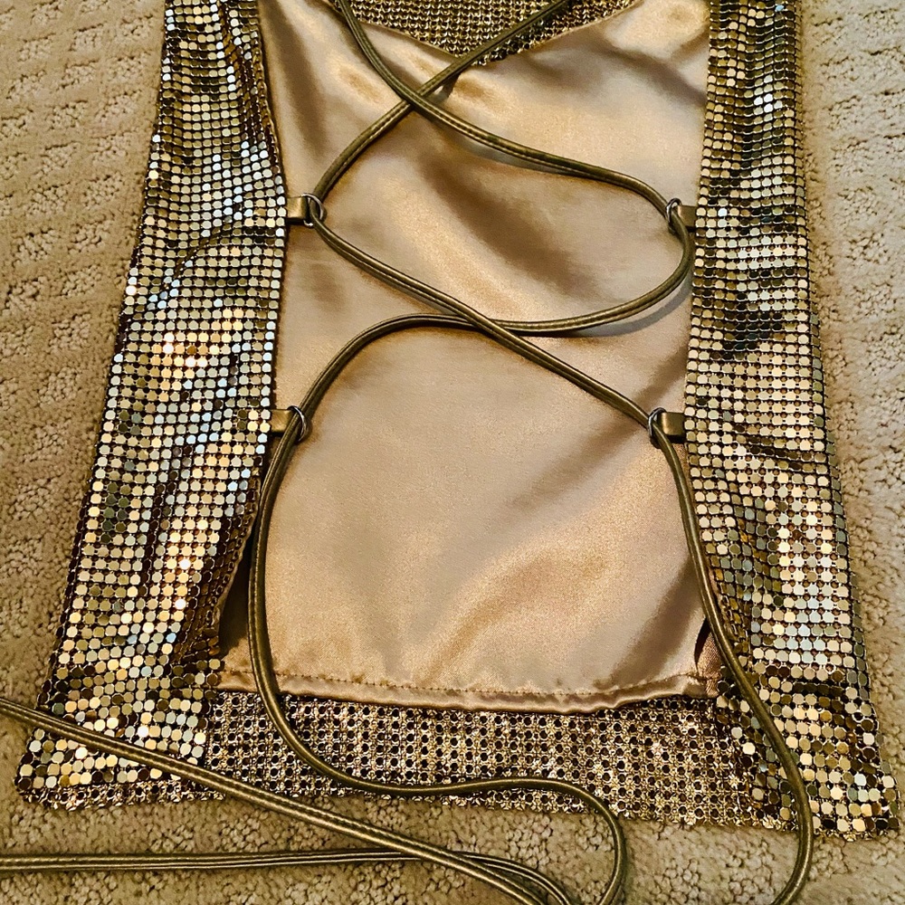 Gold Metal Top - Picture 7 of 10